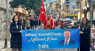 Cumhuriyet Caddesi'nde Miraç Kandili Coşkusu