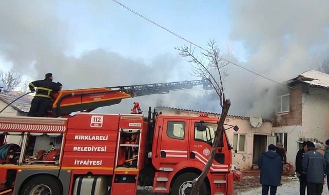 Dereköy'de Kat Kaloriferinden Çıkan Yangına Hızlı Müdahale