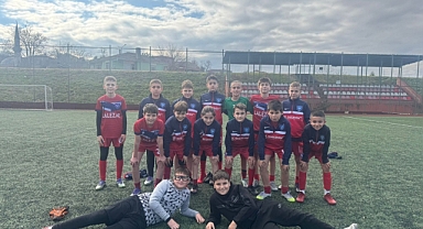 Edirne Birlik Spor U-12 Takımı Edirne Cup'ta Namağlup Şampiyon Oldu