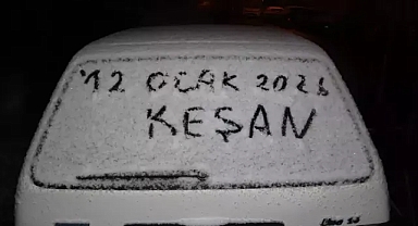 Keşan'da kar yağışı etkili oluyor