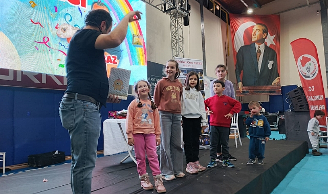 Kırklareli Belediyesi'nden Yarıyıl Şenlikleriyle Çocuklara Tatil Coşkusu