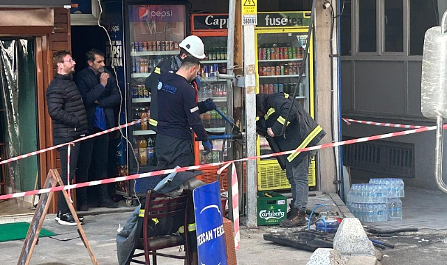 Kırklareli'nde Elektrik Direğinde Yangın Sonrası Onarım Çalışması