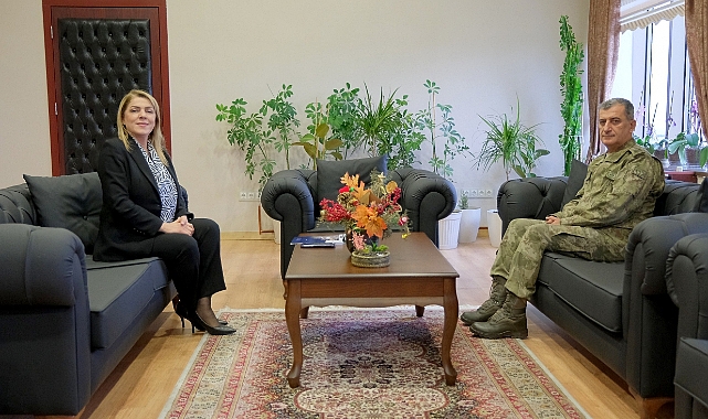 KLÜ'de Askerî ve Akademik Görüş Alışverişi