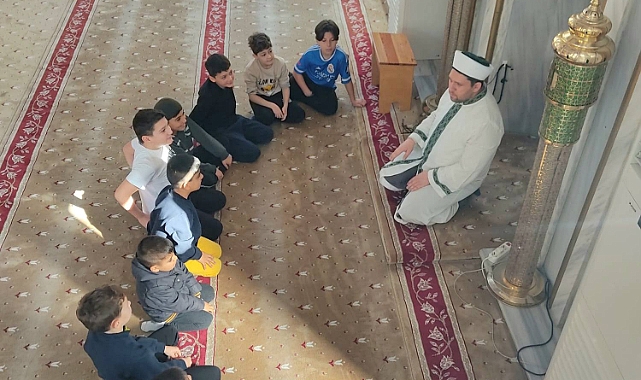 Pınarhisar Müftülüğü'nden Gençlere Yönelik "Gençlik Kampı" Etkinliği