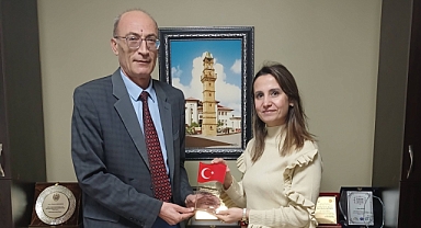 Vize'de Başarılı Eğitimcilere Anlamlı Plaket Töreni