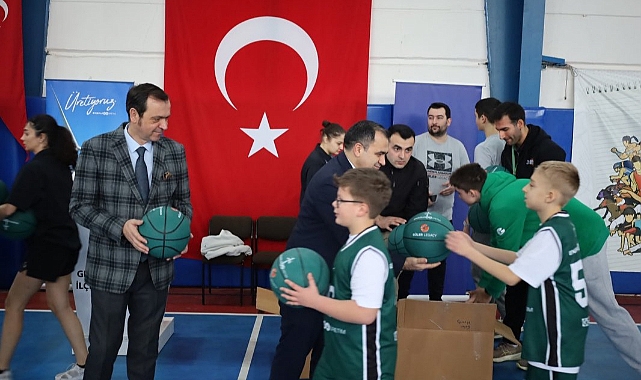 Vize'de Kız Çocukları Basketbol Kampında Buluştu: Sporla Güçlenen Nesiller Yetişiyor