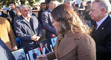 CANDAN BAŞKAN DEPREM BÖLGESİNDE: "UNUTMADIK, UNUTTURMAYACAĞIZ"