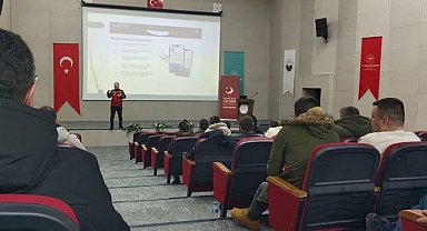 Kırklareli'de Ailelere Dijital Destek: "İlk Öğretmenim Ailem" Tanıtıldı