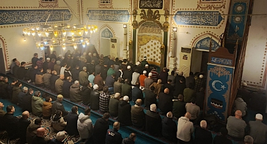 Kırklareli’nde Teravih Coşkusu Zirveye Ulaştı