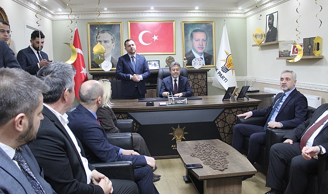 AK Parti Kırklareli İl Başkanlığı'nda Bakan Yumaklı Hareketliliği