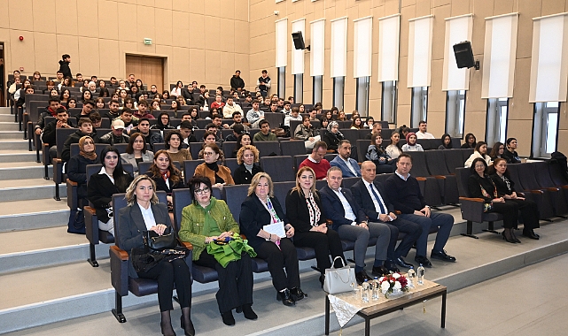 Kırklareli'nde Kadın Girişimcilik Konferansı: "Kadın Girişimcilerin Yanındayız" Mesajı