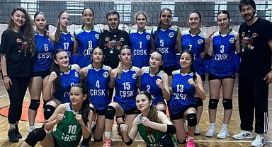 ÇBSK'nın Küçük Kızları Namağlup Türkiye Şampiyonası`nda