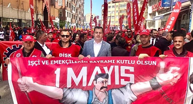 CHP'li Gündoğdu: "Saraylar Sizin, Meydanlar Bizim"