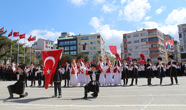 Hüsamettin Mehmet Ateş Anaokulu'ndan Muhteşem Kafkas Gösterisi