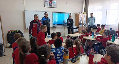 Kırklareli'nde "Ekrandan Hayata" Projesiyle Çocuklara Dijital Bilinç Eğitimi