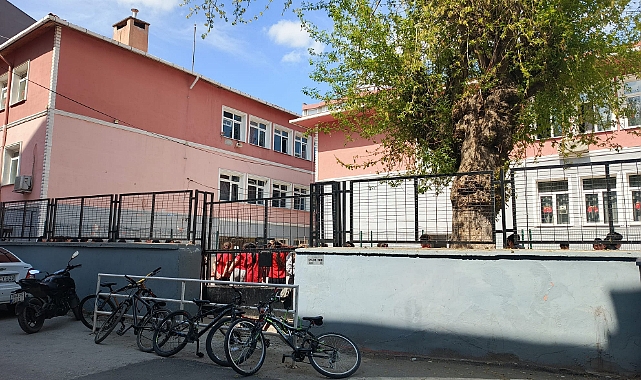Türkiye'de Gündem Olan Saldırıların Ardından Öğrenciler Yeniden Sınıflarda