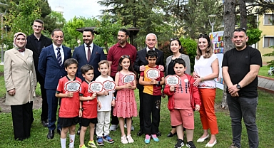 Kırklareli'nde "Okuyan Kampüs" Projesi! Vali Turan'dan Kitap ve Gençlik Vurgusu