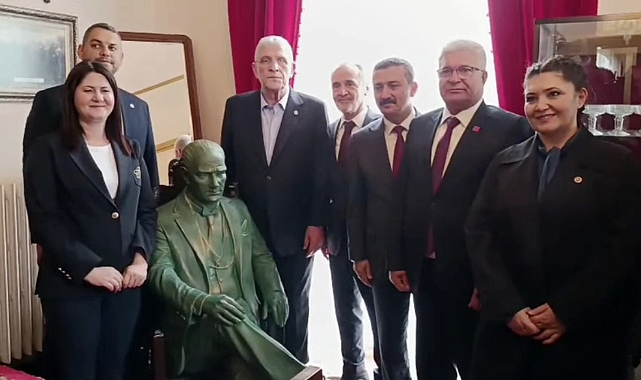 Saraçlar'da Yoğun İlgi! Dervişoğlu'ndan Belediye Ziyareti ve Atatürk Odası Vurgusu