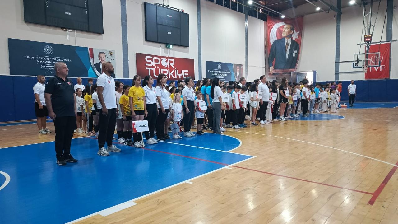 Binlerce Çocuk Yazı Sporla Geçirecek