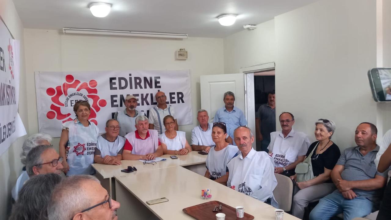 Emeklilerden İsyan: Sadaka Değil Hak İstiyoruz