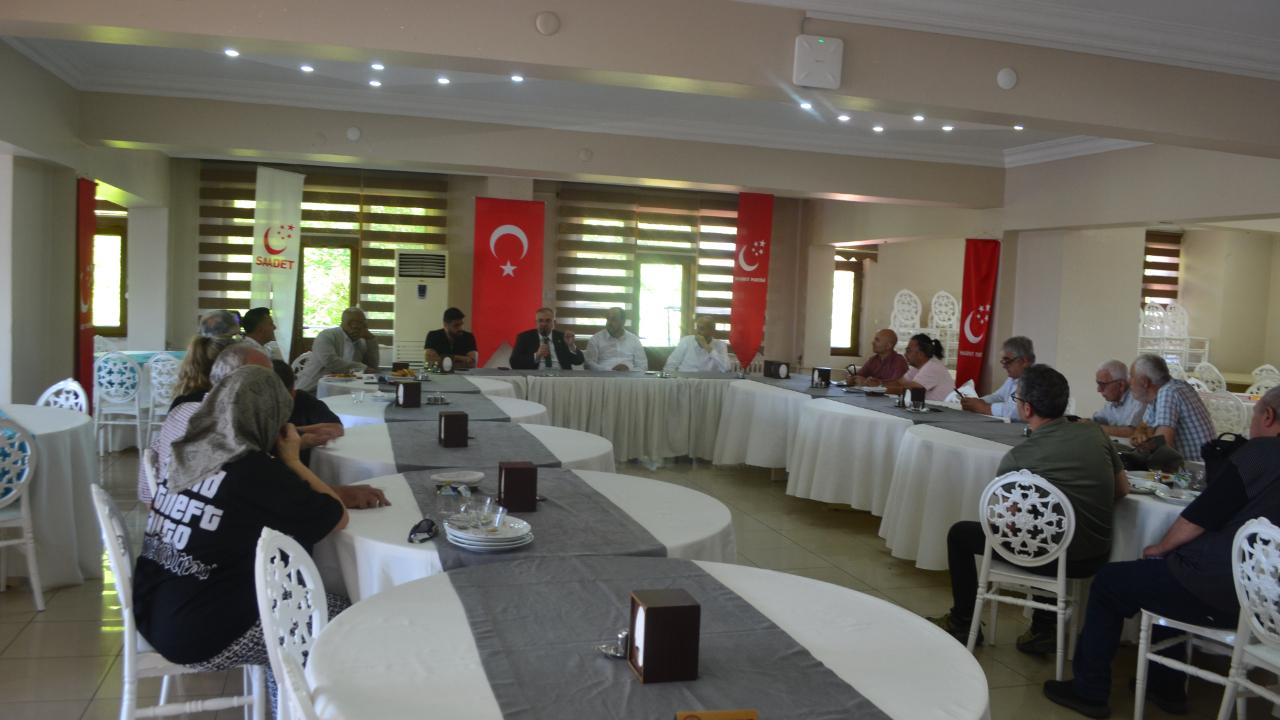 Saadet Partisi Kırklareli'nde Ekonomi ve Çiftçiyi Konuştu