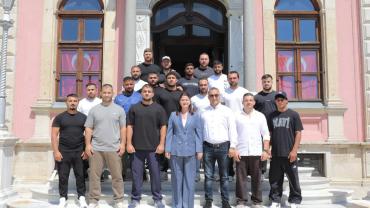 Başkan Gencan Pehlivanlarla Bir Araya Geldi