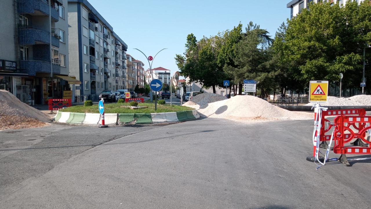Karakaş Mahallesi'nde Altyapı Yenileniyor