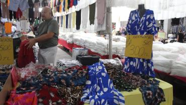 Kırklareli'nde Uygun Fiyatlı Yazlık Elbise Fırsatı