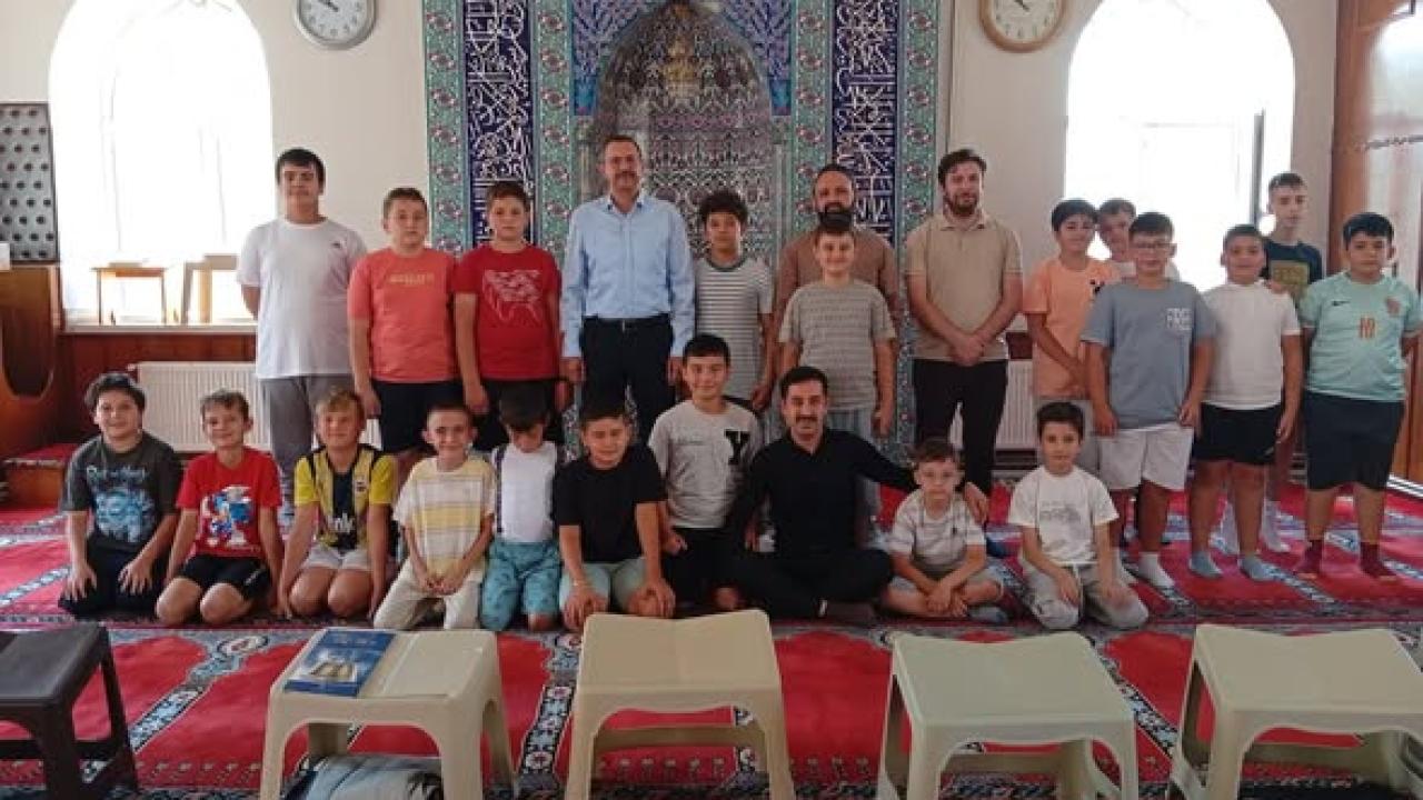 Pınarhisar Kaymakamı Yaz Kur’an Kursunu Ziyaret Etti