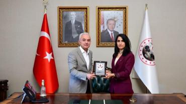 Vali Uğur Turan, Yeni İl Müdürü Eda Kumaş’ı Kabul Etti