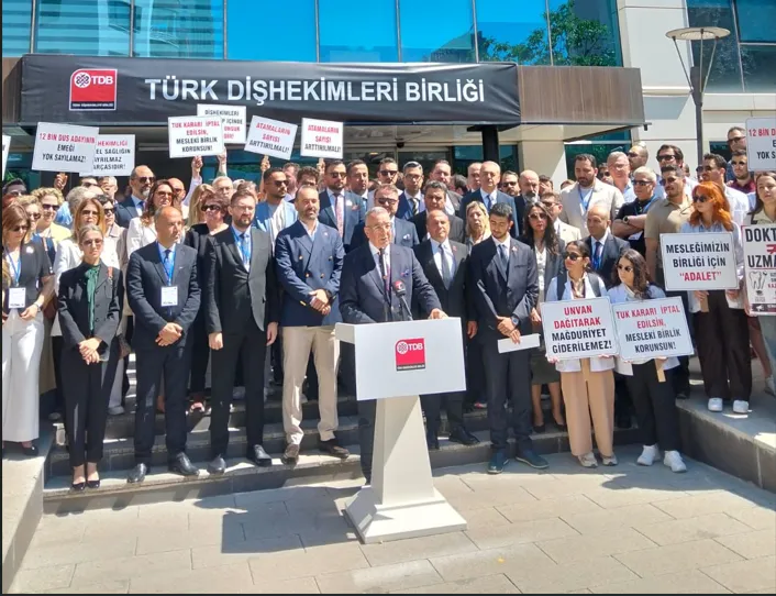 Diş Hekimlerinden Ankara'da Güç Birliği