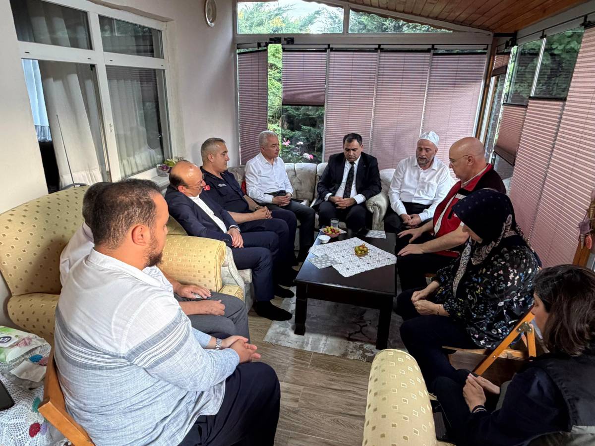 Devletten Kömürköy’de Şehit Ailesine Vefa Ziyareti