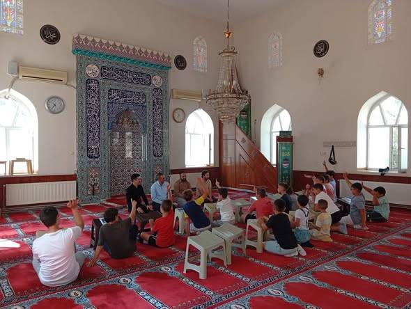 Pınarhisar Kaymakamı Yaz Kur’an Kursunu Ziyaret Etti