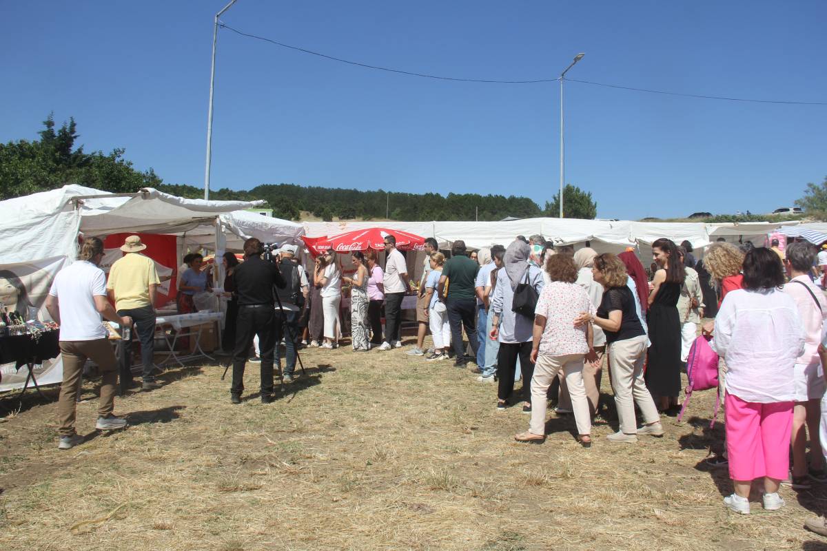 Geleneksel Lezzet Kaçamak Şenlik Alanında Hayat Buldu