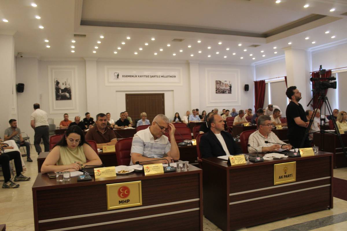 Belediye Meclisi'nden Sosyal Hizmetlere Tam Destek